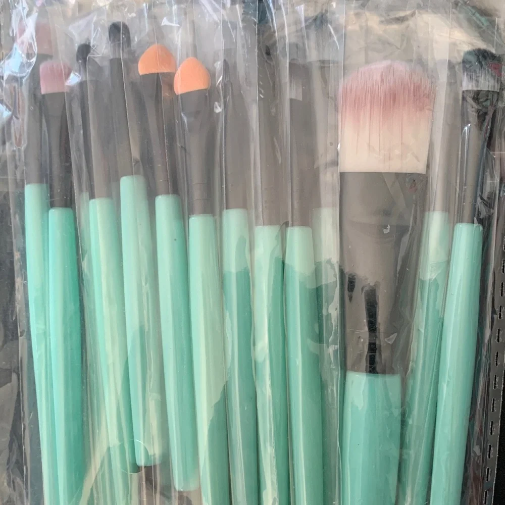 20pc Eyeshadow Makeup Brush Set High Quality